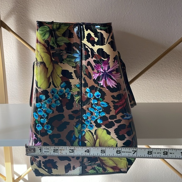 Versona Multicolored Leopard Print Purse w/ Crossbody (2) - Picture 11 of 13